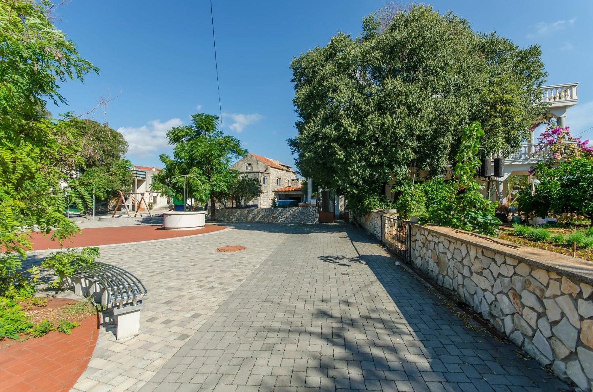 Apartments Snjezana Пировац Екстериор снимка